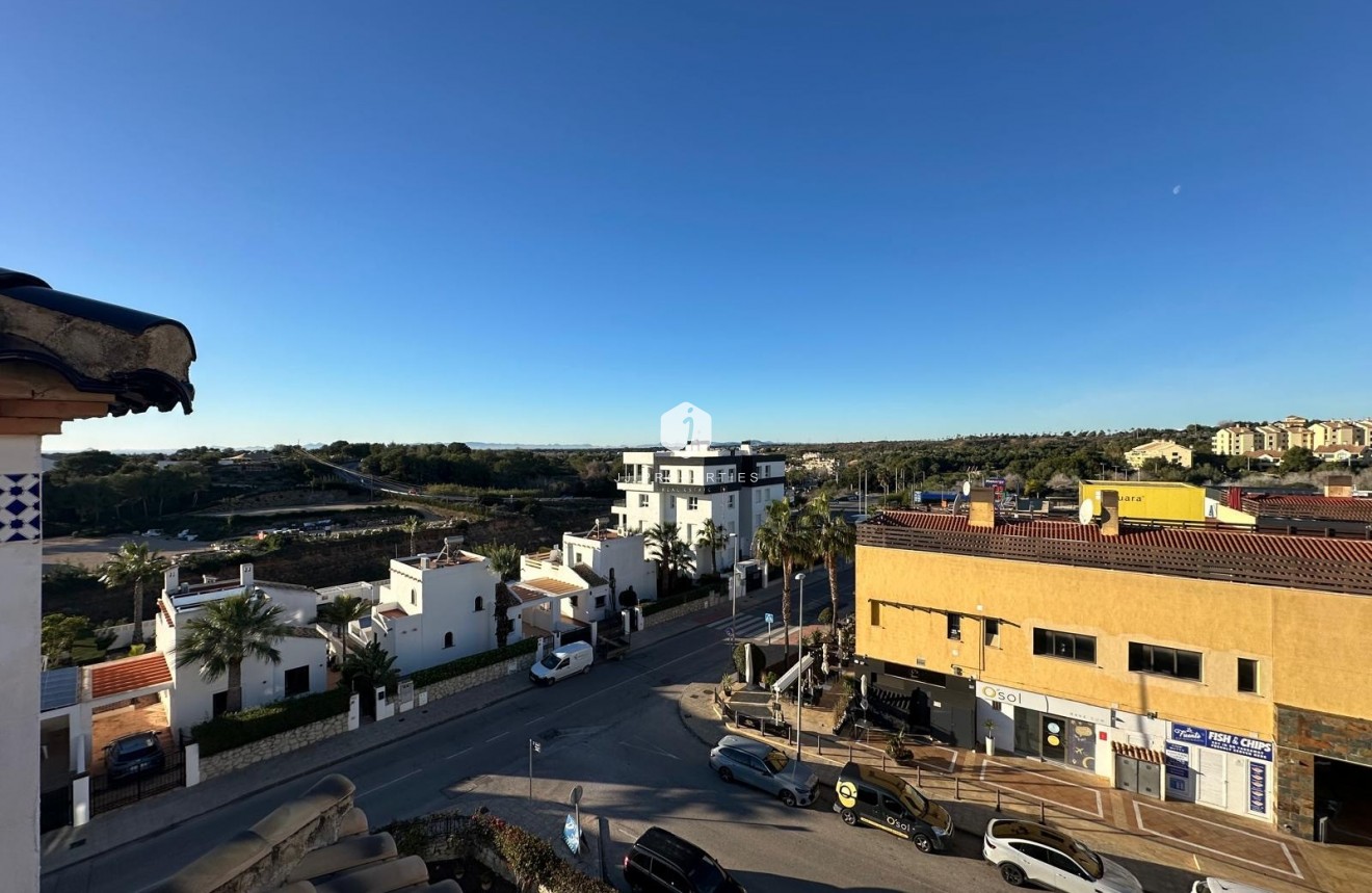 Resale - Apartment / flat -
Campoamor - Costa Blanca