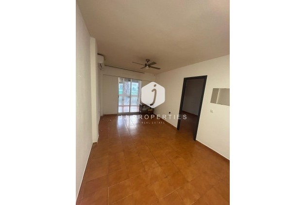 Segunda mano - Apartamento / piso -
Torrevieja - La veleta