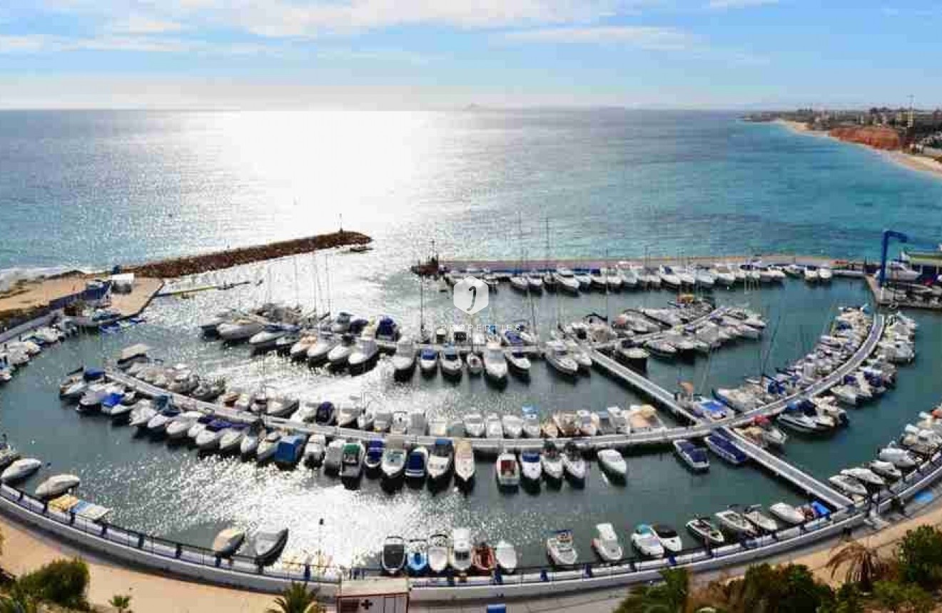 Segunda mano - Ático -
Orihuela Costa - Costa Blanca