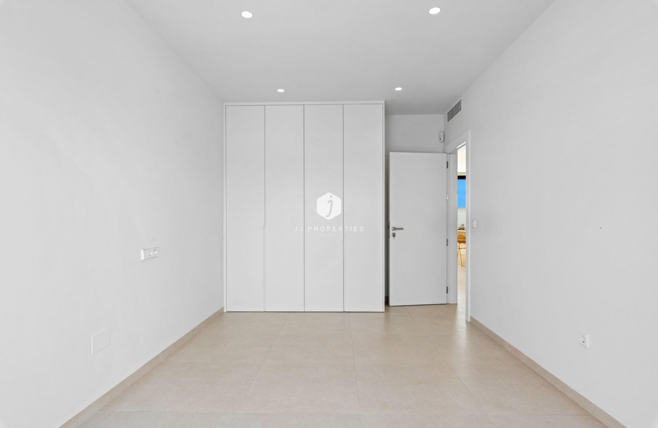 Obra nueva - Villa -
Los Alcazares - Serena Golf