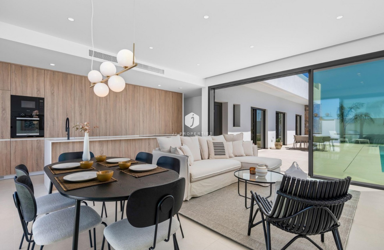 Obra nueva - Villa -
Los Alcazares - Serena Golf