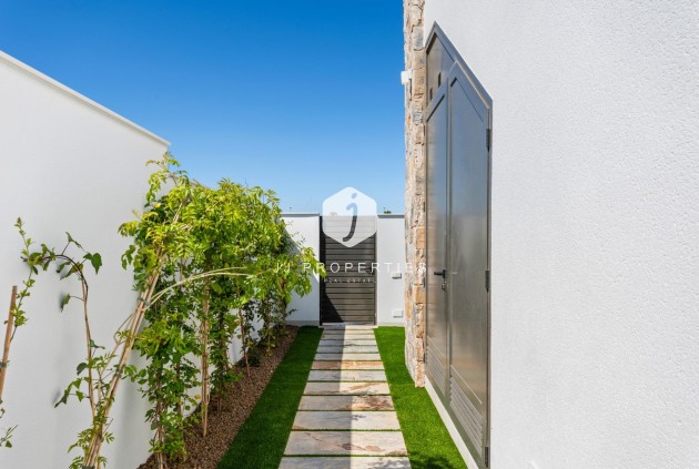 Obra nueva - Villa -
Los Alcazares - Serena Golf