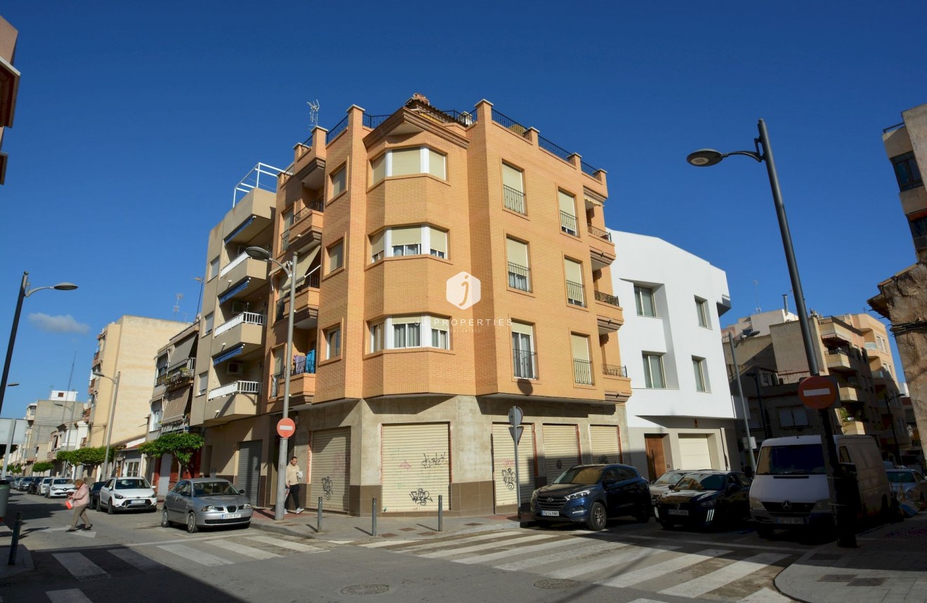 Tweedehands - Penthouse -
Guardamar del Segura - Costa Blanca