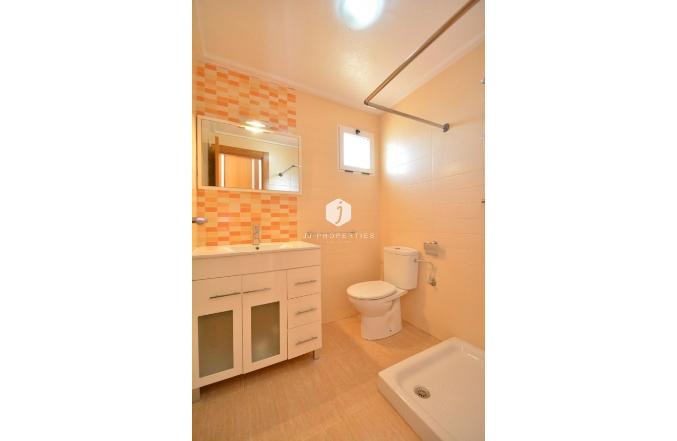 Tweedehands - Penthouse -
Guardamar del Segura - Costa Blanca