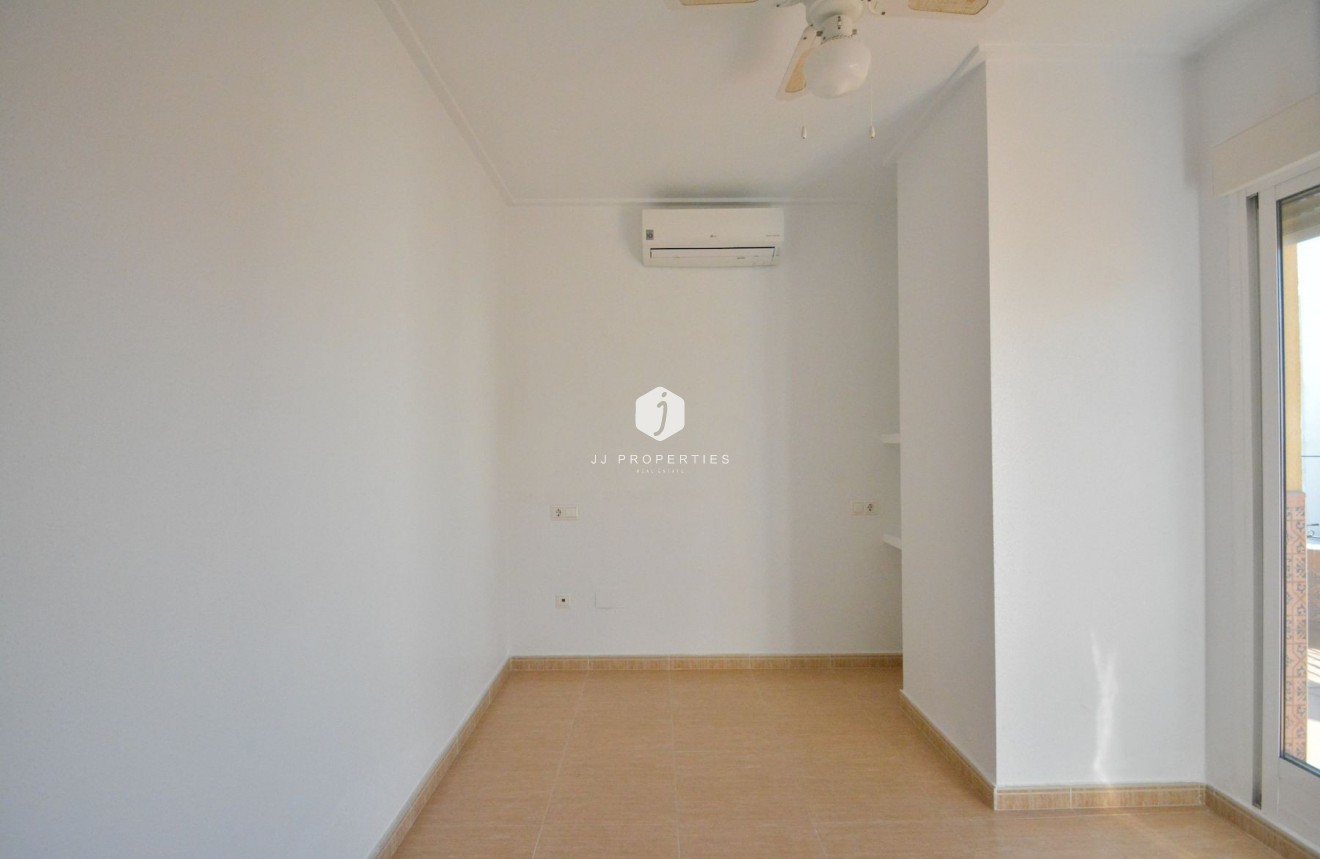 Tweedehands - Penthouse -
Guardamar del Segura - Costa Blanca