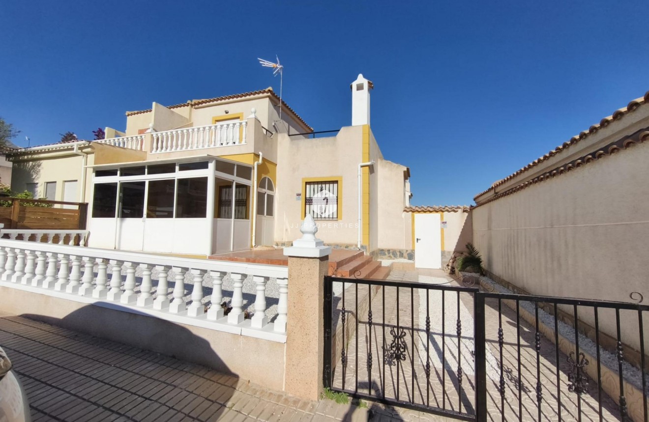 Tweedehands - Chalet -
Orihuela Costa - La Ceñuela