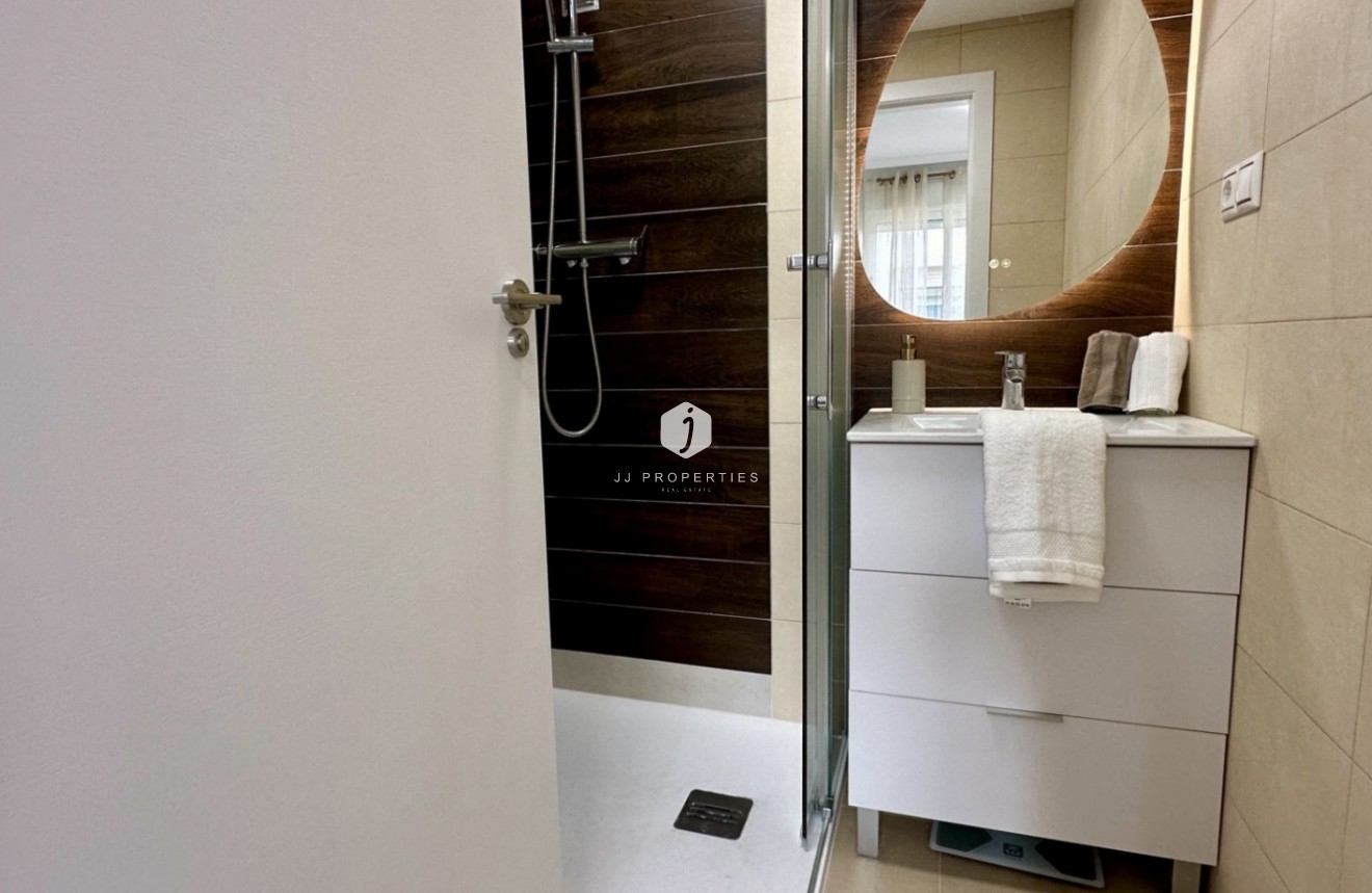 Aus zweiter Hand - Wohnung -
Torrevieja - Costa Blanca