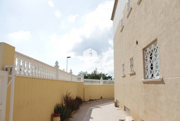 Aus zweiter Hand - Villa -
Torrevieja - La Siesta - El Salado - Torreta