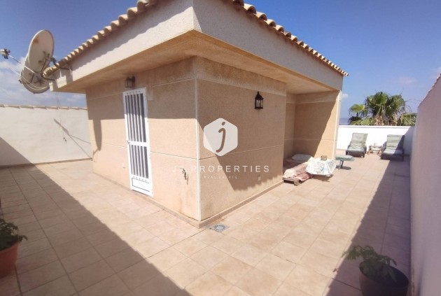 Aus zweiter Hand - Villa -
Torrevieja - La Siesta - El Salado - Torreta