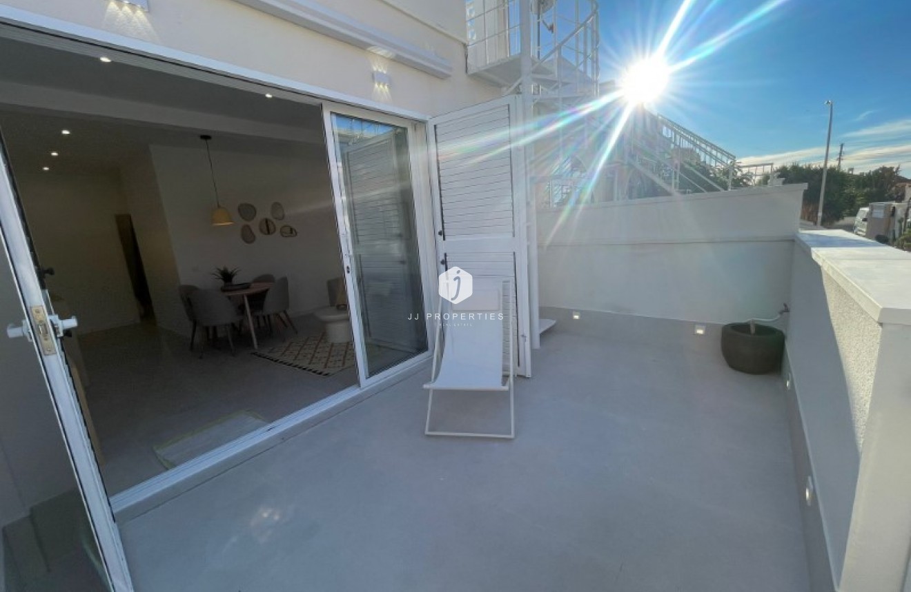 D'occasion - Bungalow -
Torrevieja - Costa Blanca