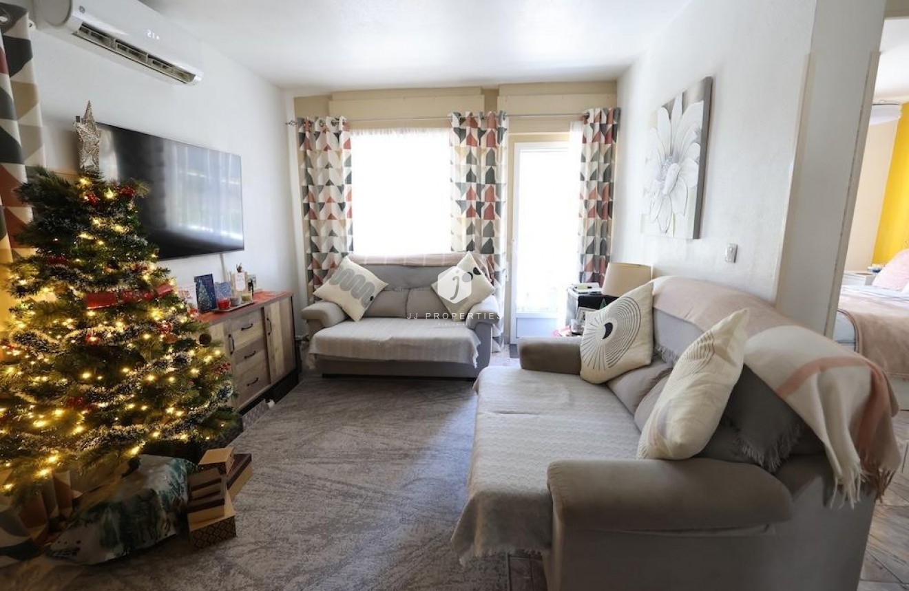 Tweedehands - Bungalow -
Torrevieja - Costa Blanca