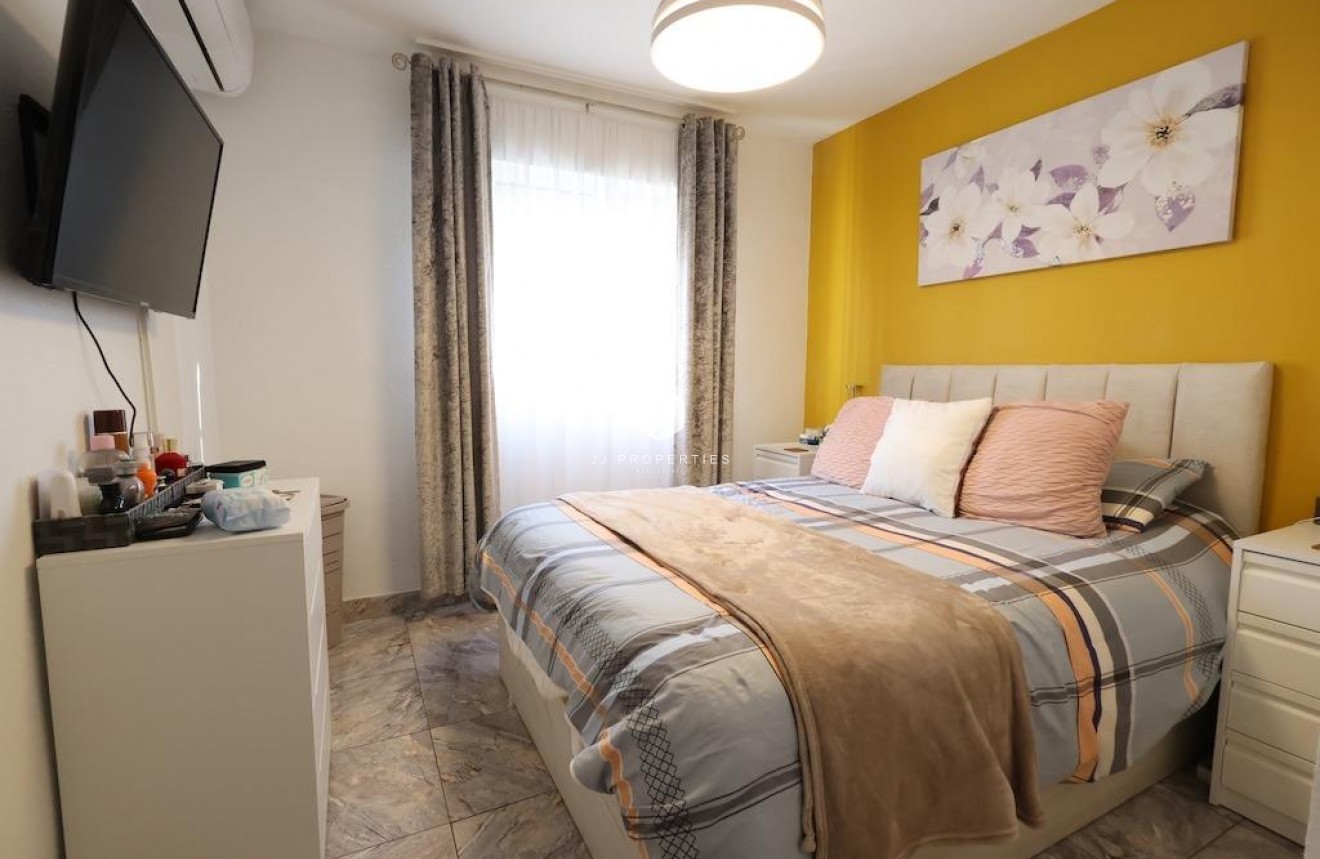 Tweedehands - Bungalow -
Torrevieja - Costa Blanca