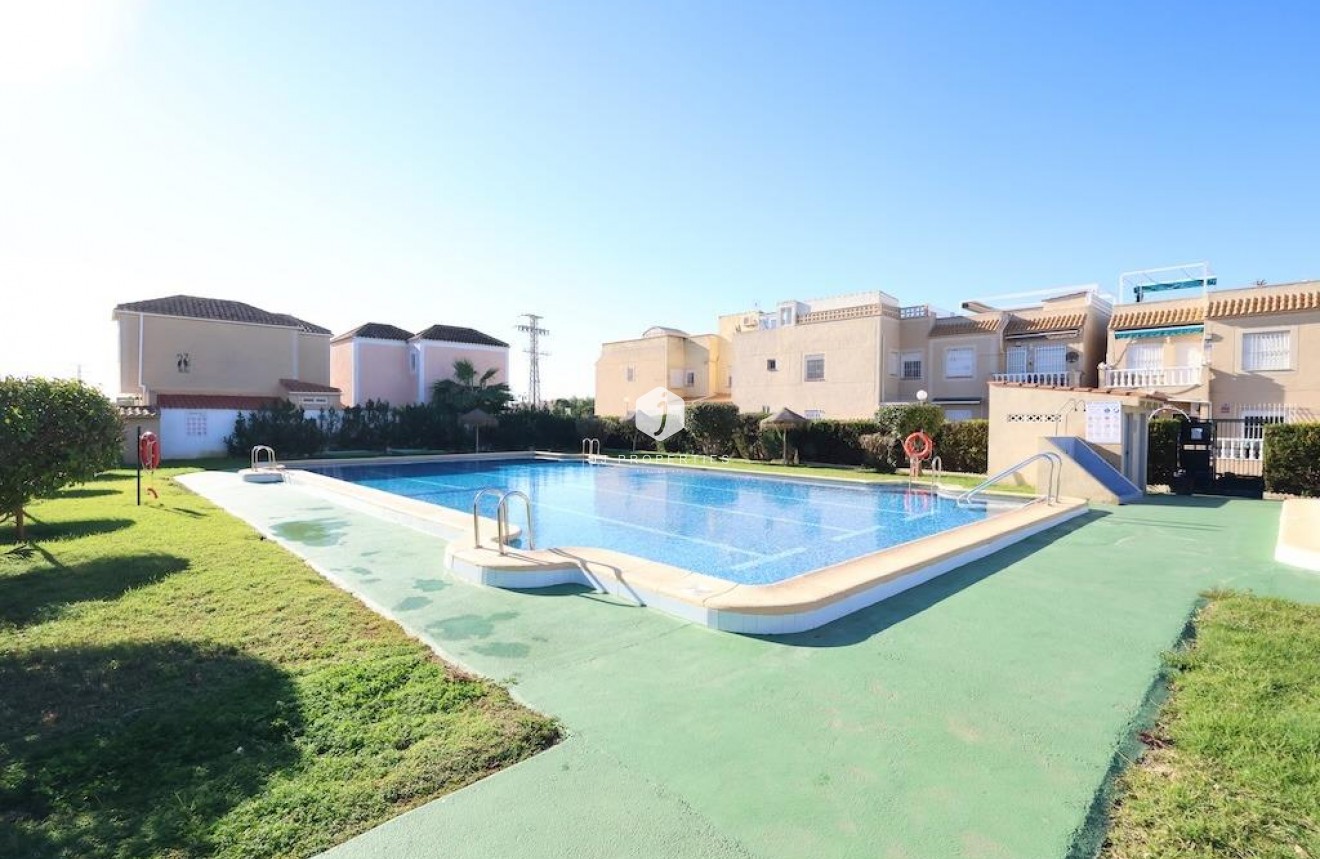 Tweedehands - Bungalow -
Torrevieja - Costa Blanca