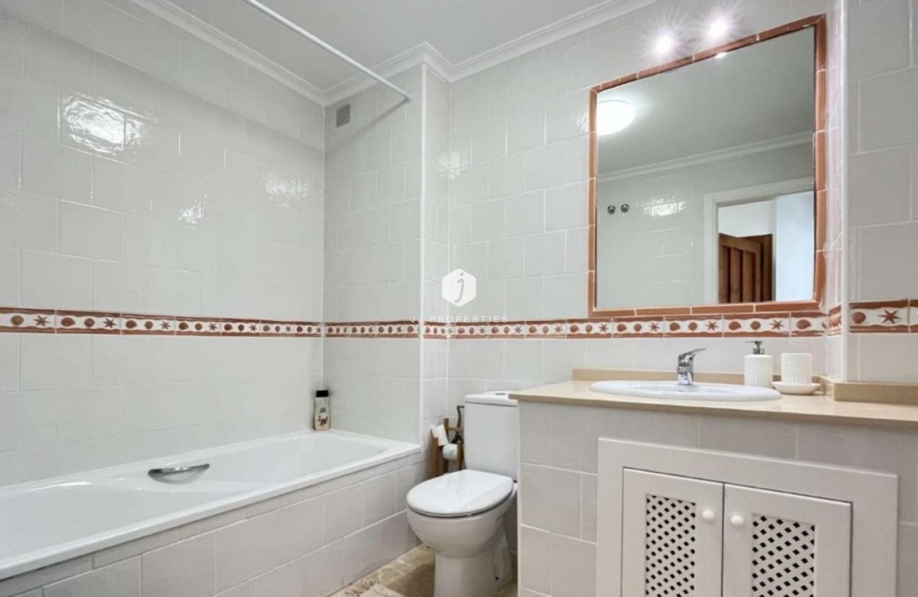 D'occasion - Appartement -
Playa Flamenca - Costa Blanca