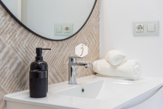 Segunda mano - Apartamento / piso -
San Miguel de Salinas - Inland