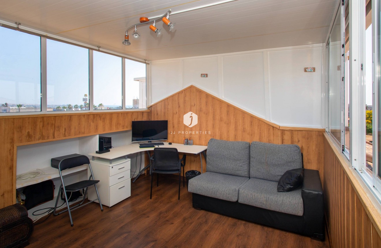 Z drugiej ręki - Bungalow -
Orihuela Costa - Rocio Del Mar