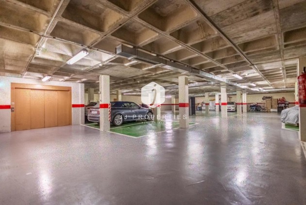 Segunda mano - Apartamento / piso -
Torrevieja - Centro