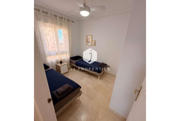 Aus zweiter Hand - Wohnung -
Playa Flamenca - Costa Blanca