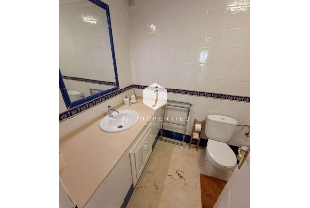 Aus zweiter Hand - Wohnung -
Playa Flamenca - Costa Blanca