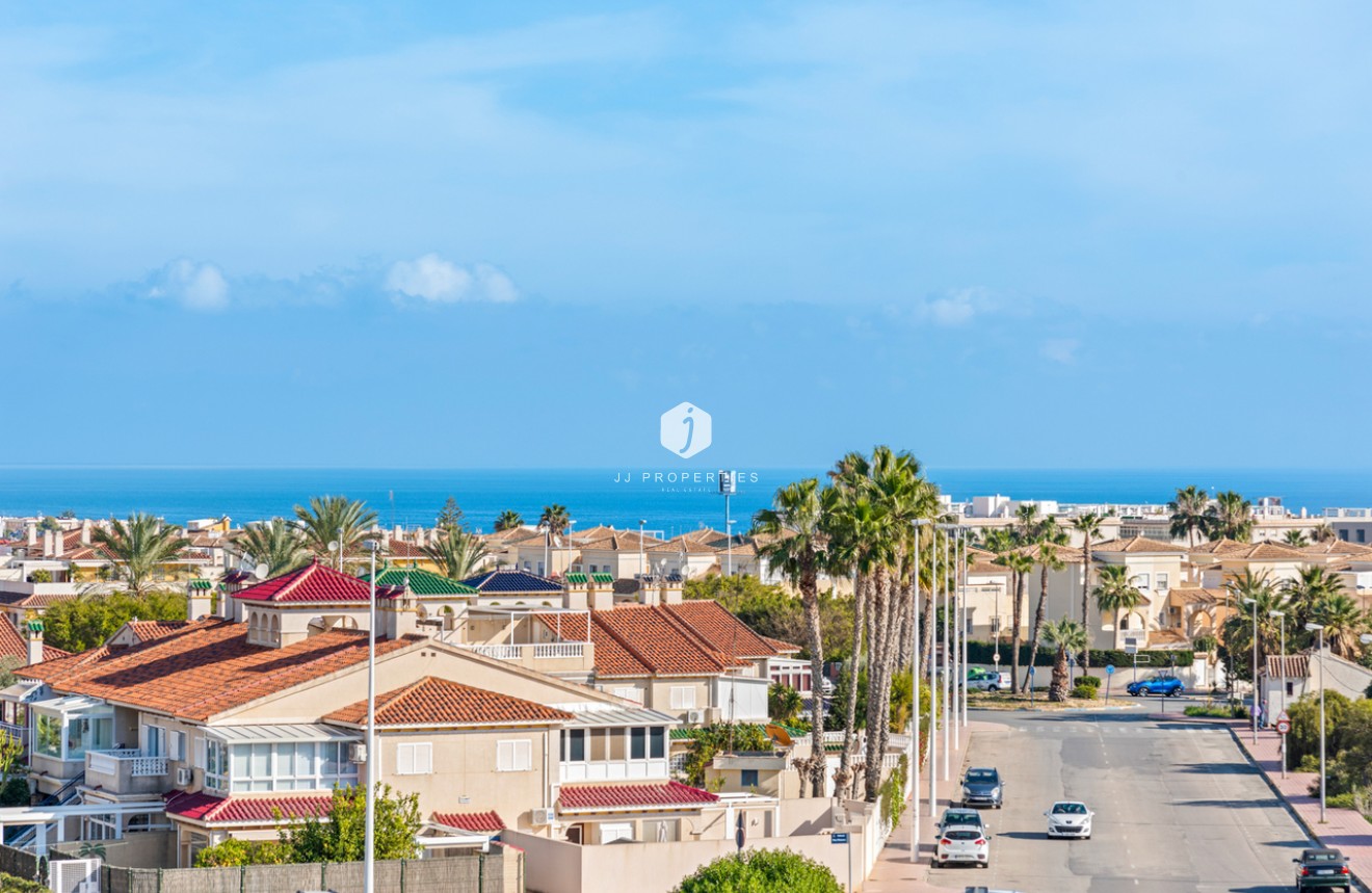 Aus zweiter Hand - Wohnung -
Playa Flamenca - Costa Blanca