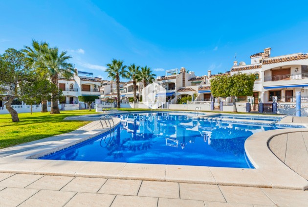 Aus zweiter Hand - Wohnung -
Playa Flamenca - Costa Blanca