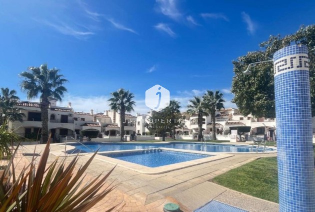 Aus zweiter Hand - Wohnung -
Playa Flamenca - Costa Blanca