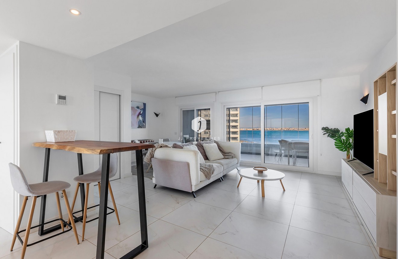 Segunda mano - Apartamento / piso -
Torrevieja - Costa Blanca