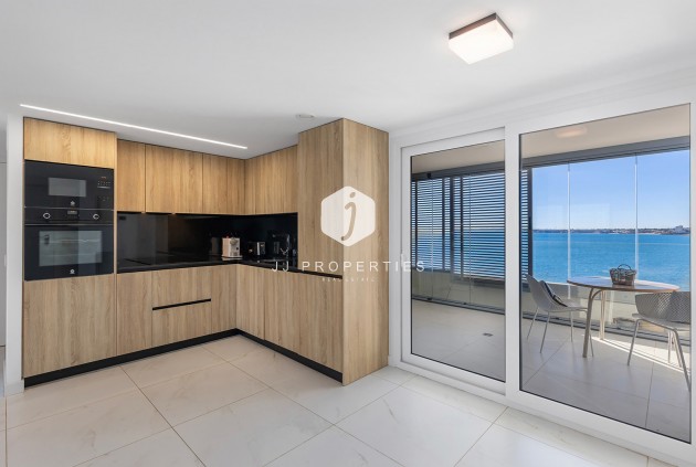 Segunda mano - Apartamento / piso -
Torrevieja - Costa Blanca