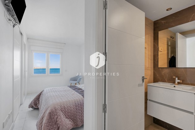 Segunda mano - Apartamento / piso -
Torrevieja - Costa Blanca