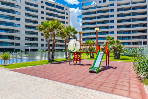 Z drugiej ręki - Mieszkanie w bloku -
Punta Prima - Costa Blanca