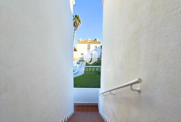 D'occasion - Bungalow -
Orihuela Costa - Cabo Roig