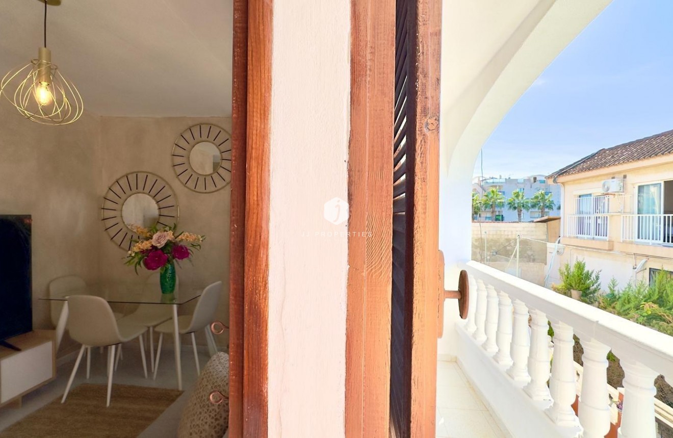 D'occasion - Bungalow -
Orihuela Costa - Cabo Roig