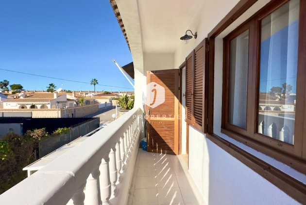 D'occasion - Bungalow -
Orihuela Costa - Cabo Roig