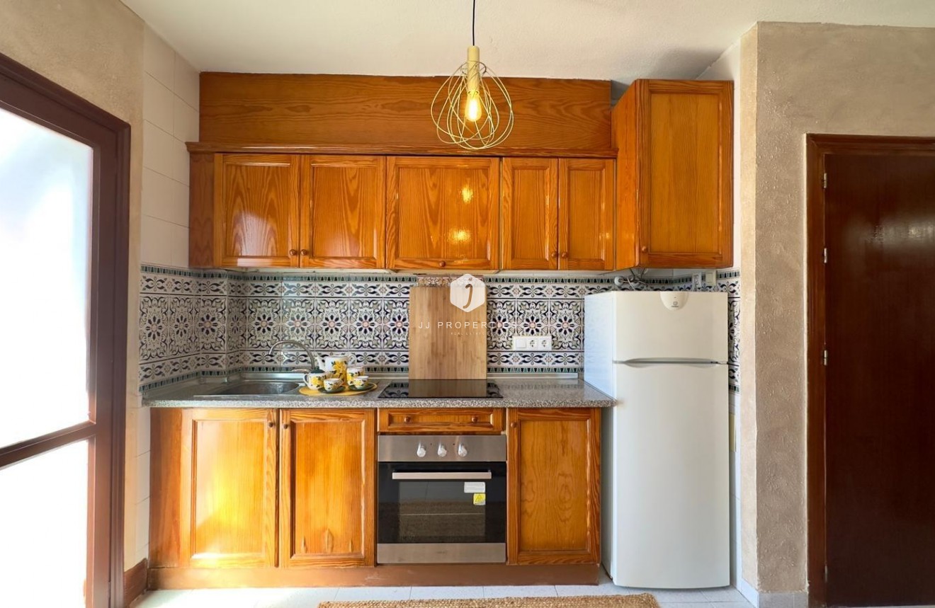 D'occasion - Bungalow -
Orihuela Costa - Cabo Roig