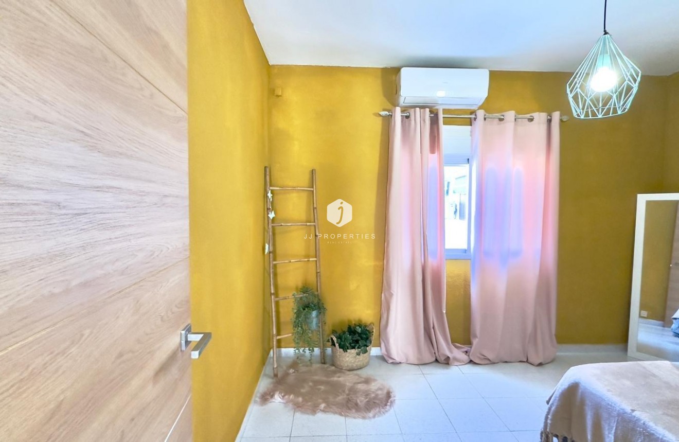 D'occasion - Bungalow -
Orihuela Costa - Cabo Roig