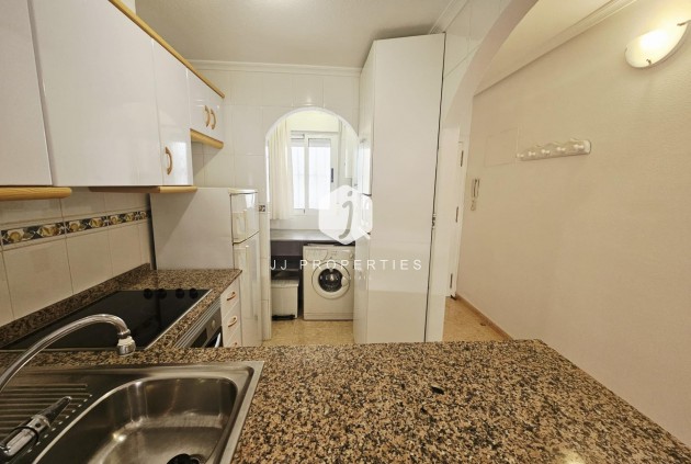 Segunda mano - Apartamento / piso -
Torrevieja - PARQUE DE LAS NACIONES