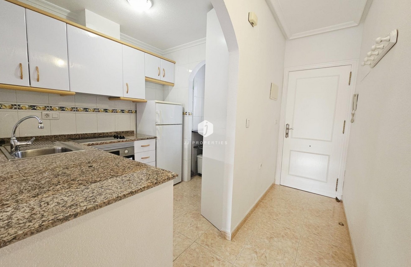 Segunda mano - Apartamento / piso -
Torrevieja - PARQUE DE LAS NACIONES