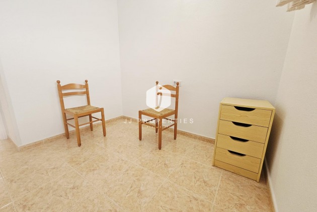 Segunda mano - Apartamento / piso -
Torrevieja - PARQUE DE LAS NACIONES