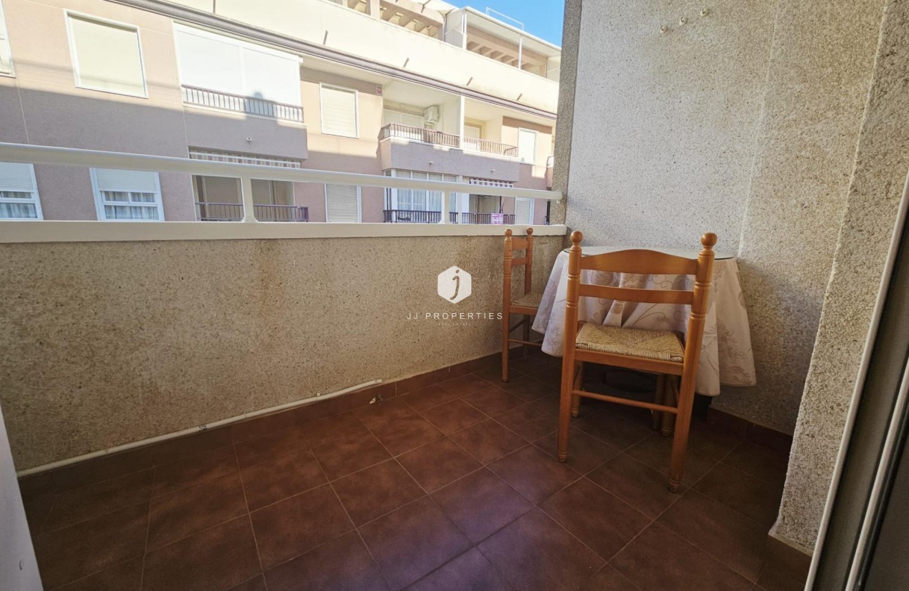 Segunda mano - Apartamento / piso -
Torrevieja - PARQUE DE LAS NACIONES
