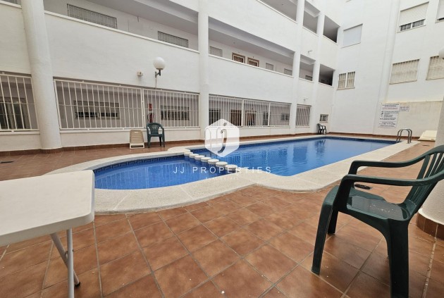 Segunda mano - Apartamento / piso -
Torrevieja - PARQUE DE LAS NACIONES