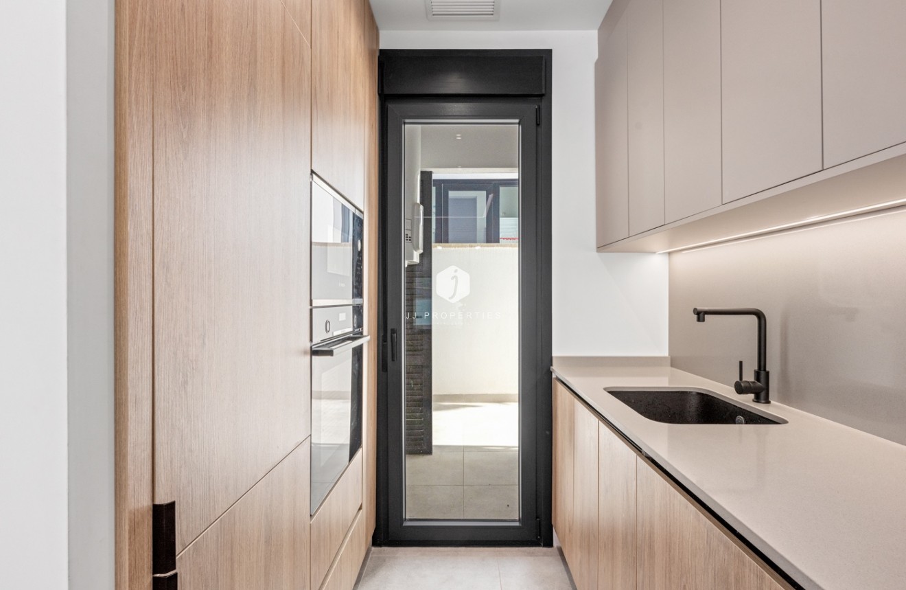 Resale - Villa -
Orihuela Costa - Costa Blanca