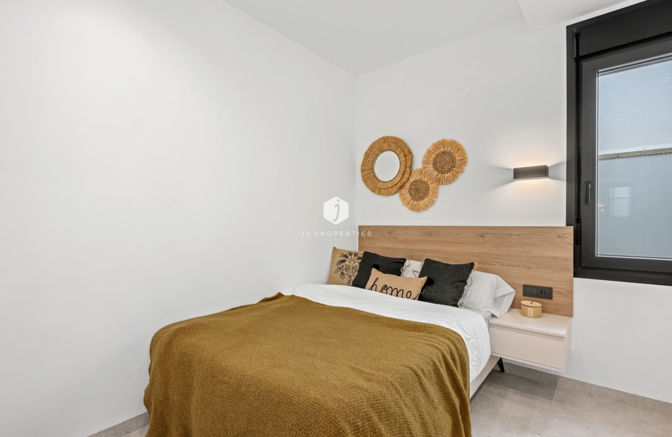 Resale - Villa -
Orihuela Costa - Costa Blanca