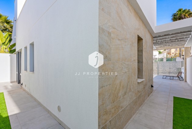 Resale - Villa -
Orihuela Costa - Costa Blanca