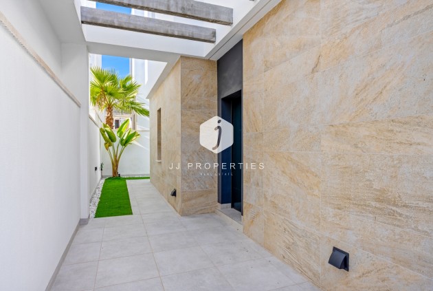 Resale - Villa -
Orihuela Costa - Costa Blanca