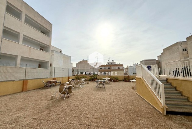 Resale - Apartment / flat -
Torrevieja - Centro