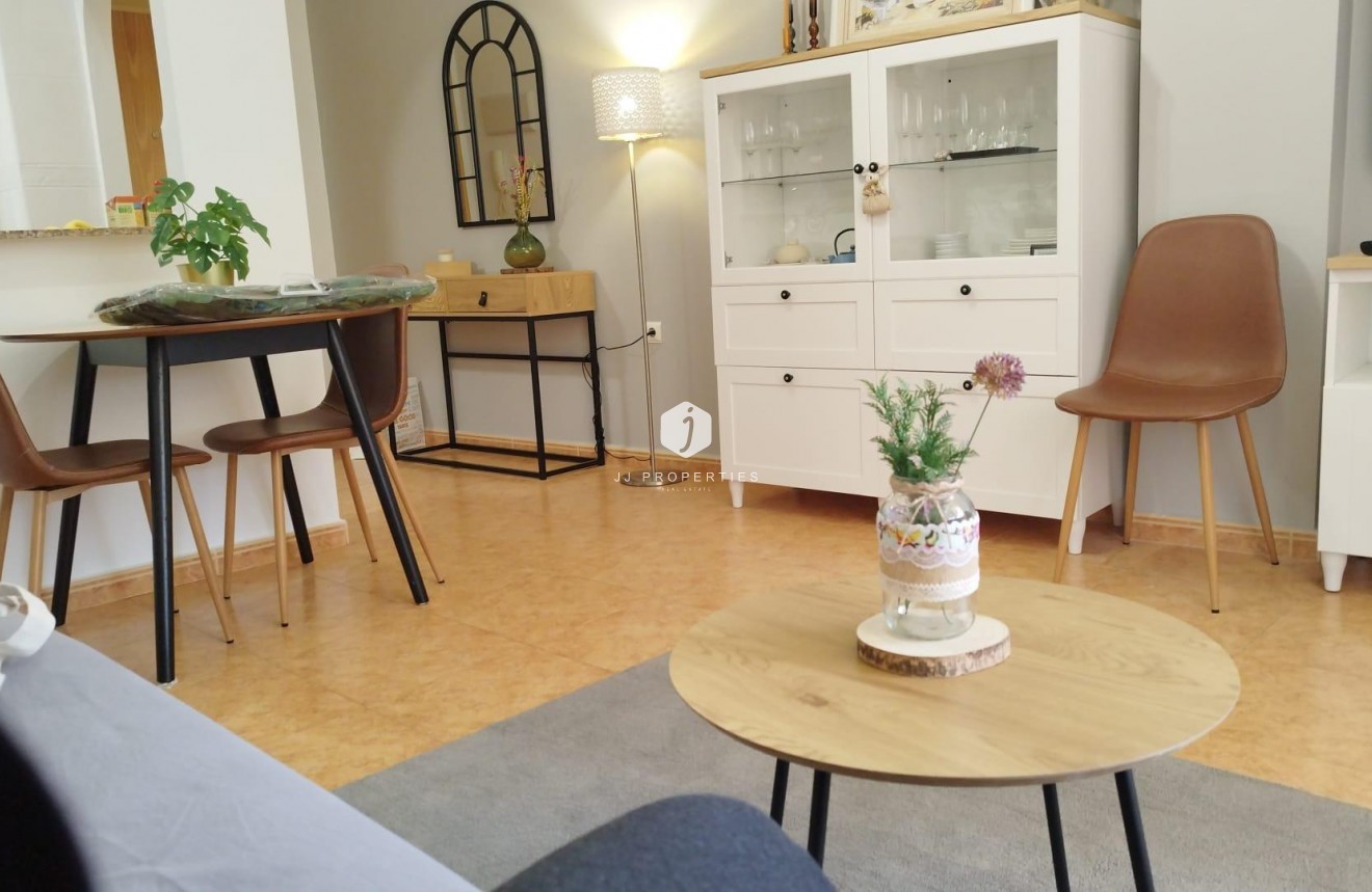 D'occasion - Attique -
Torrevieja - La Mata