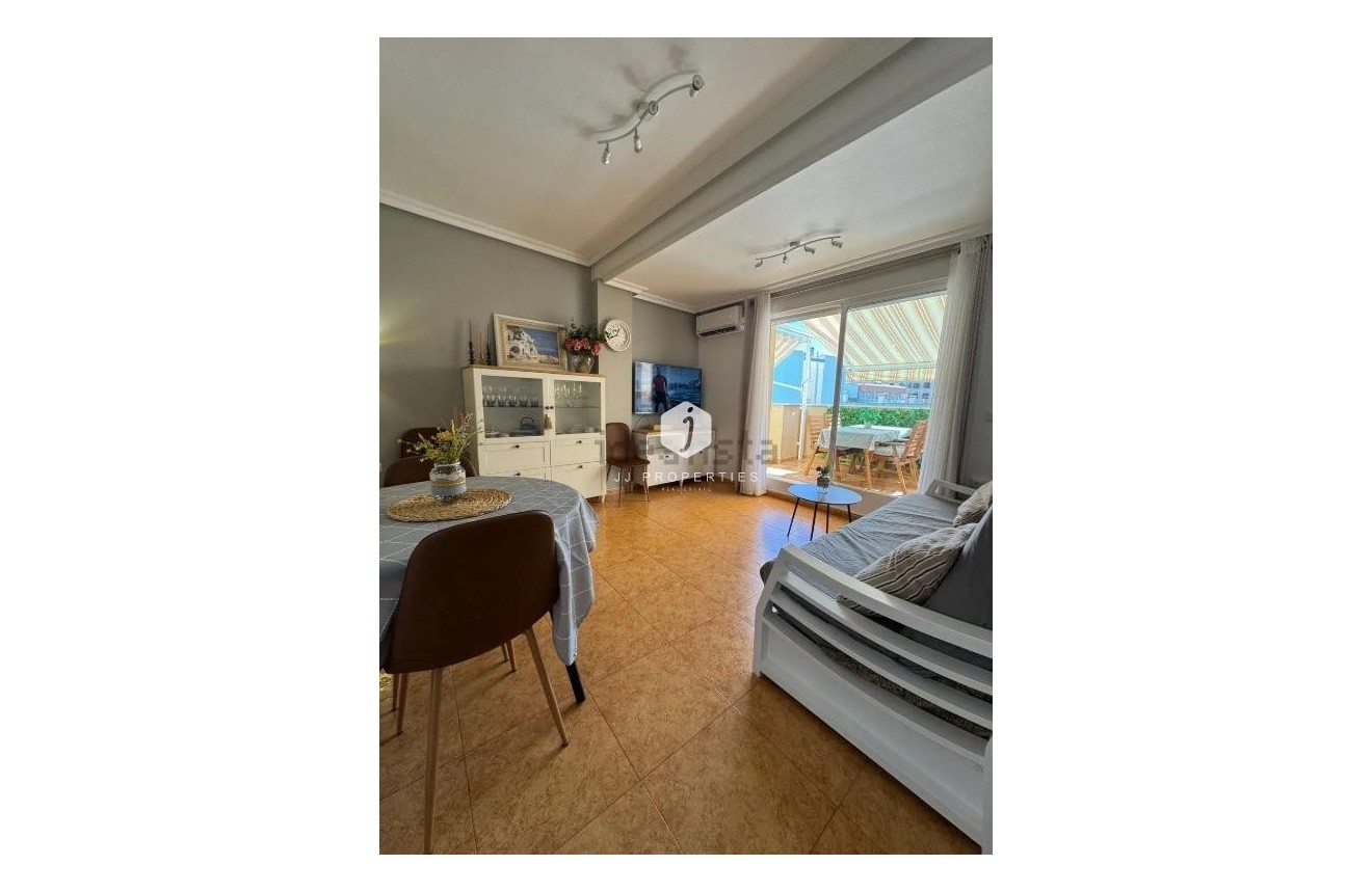 D'occasion - Attique -
Torrevieja - La Mata