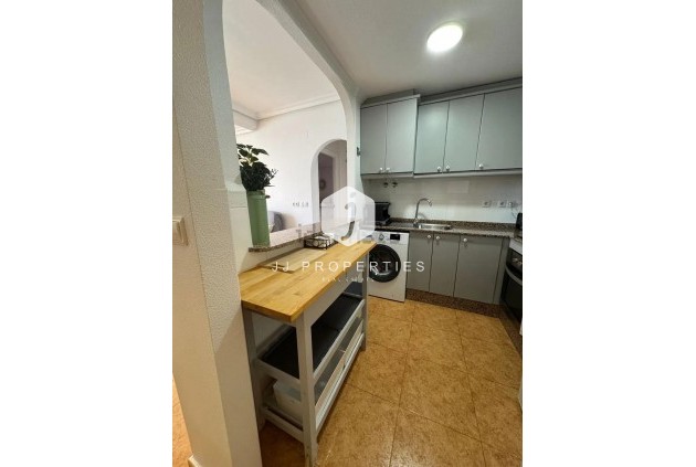 D'occasion - Attique -
Torrevieja - La Mata