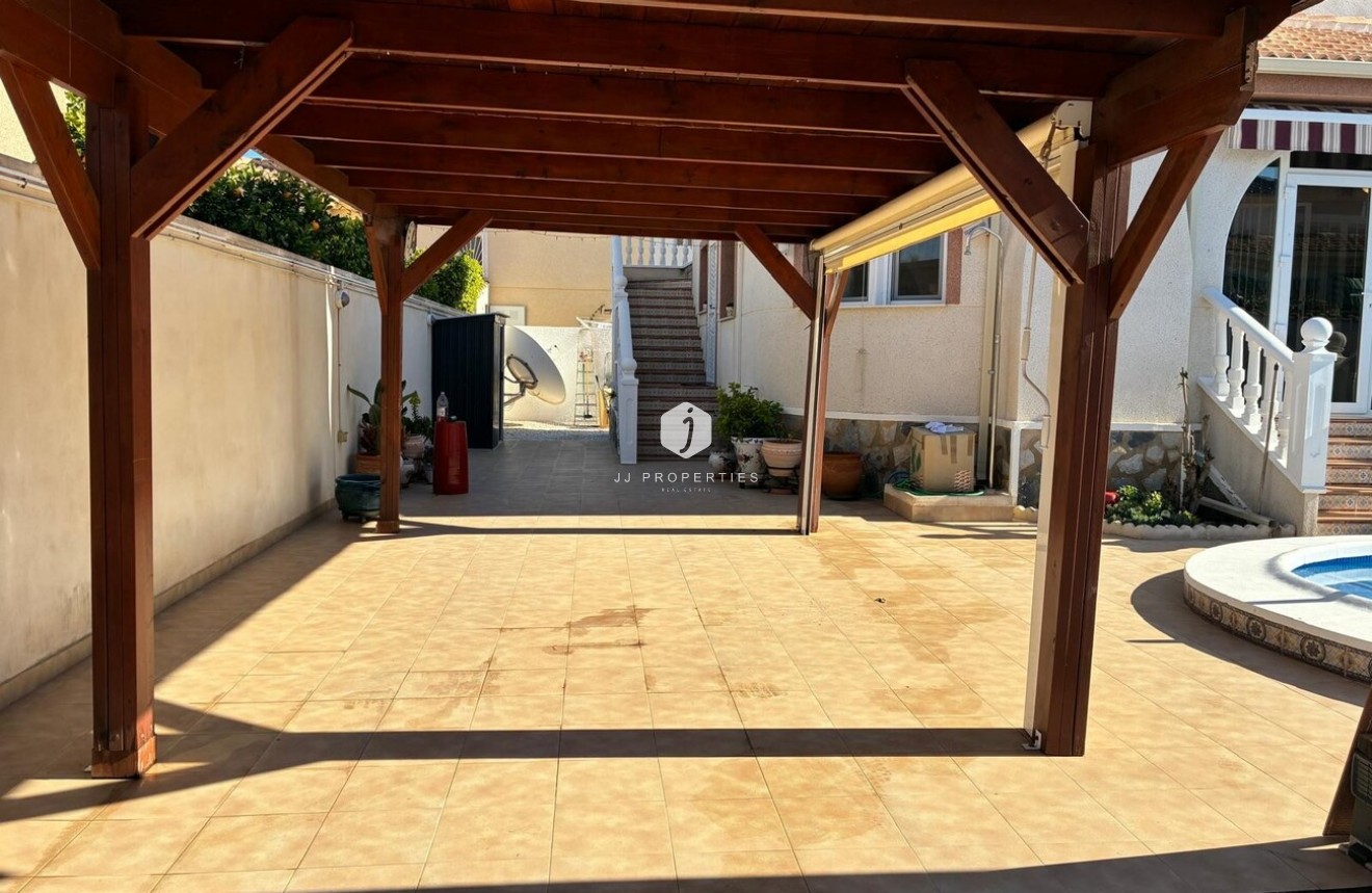 D'occasion - Villa -
Rojales - rojales hills