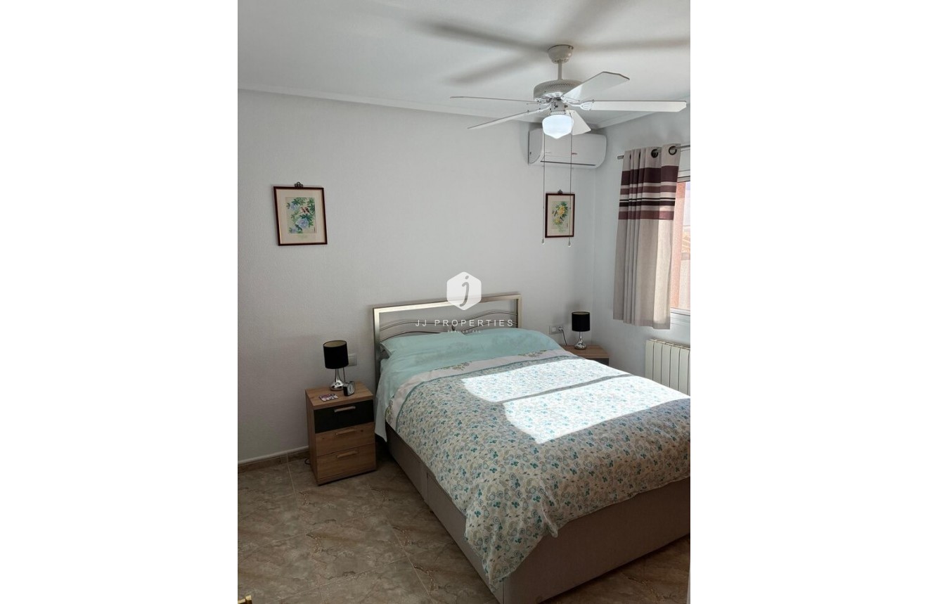 D'occasion - Villa -
Rojales - rojales hills